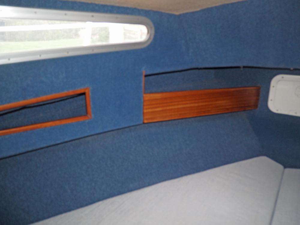 Cabin en avant, H&eacute;bergements